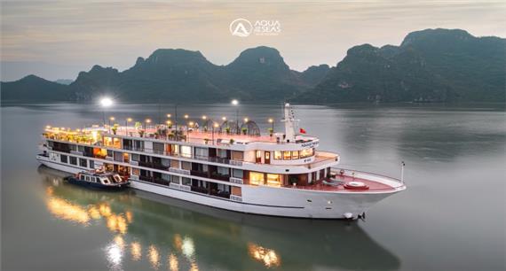 Du thuyền Aqua of the Seas